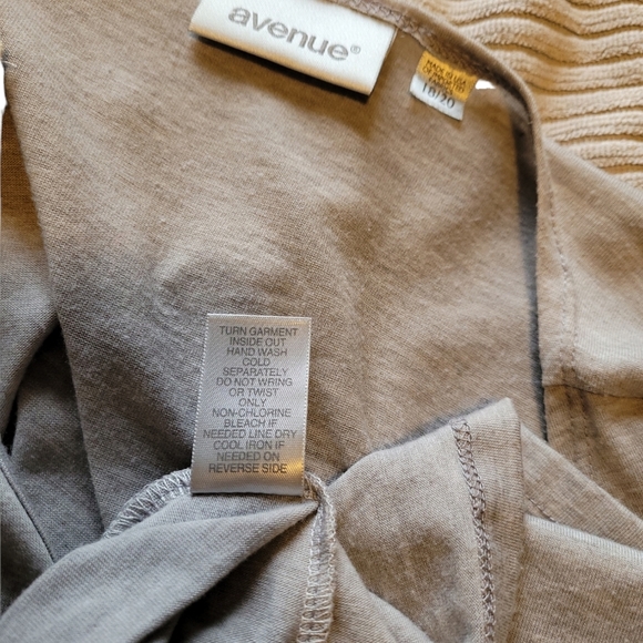 Avenue plus size grey top with built-in beaded cardigan size 18 / 20 - Picture 6 of 7